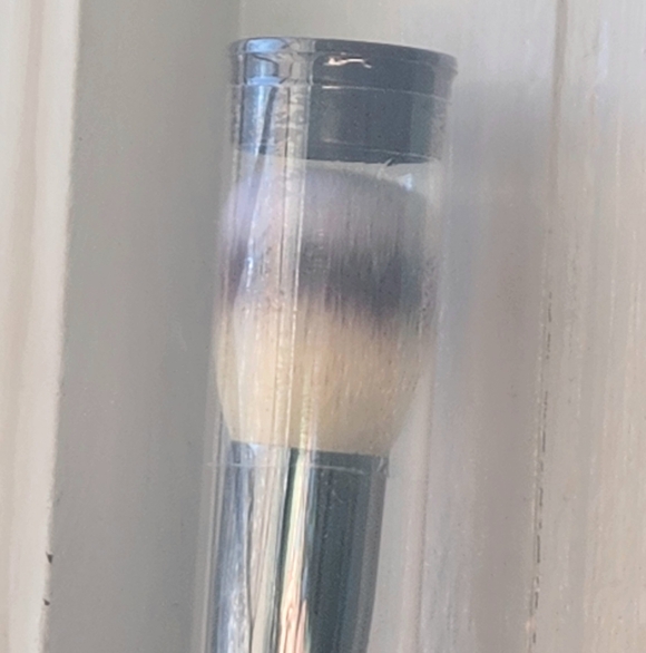 NIB IT COSMETICS HEAVENLY LUXE COMPLEXION BRUSH NO.7 - Picture 11 of 13
